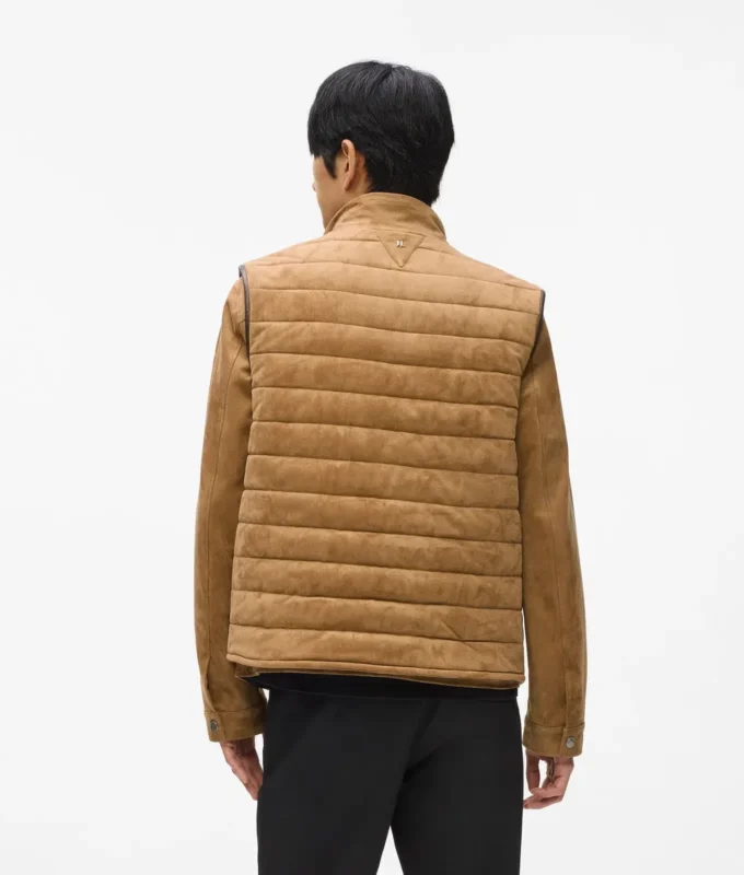 Quiltet vest i imiteret ruskind