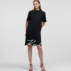 SIGNATURE HEM T-SHIRT-KJOLE