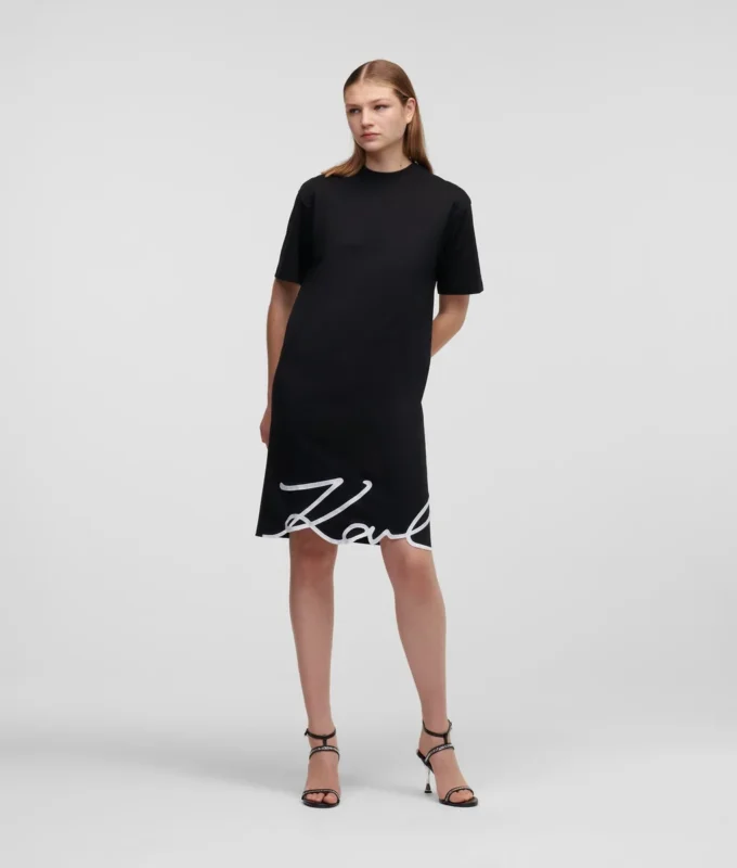 SIGNATURE HEM T-SHIRT-KJOLE
