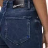 Skinny jeans med høj talje