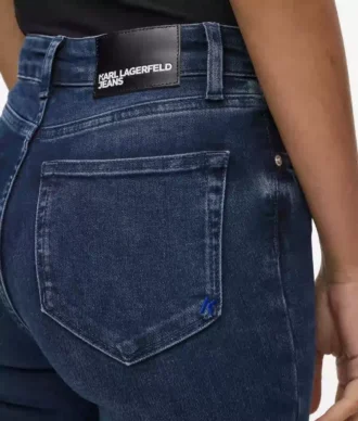 Skinny jeans med høj talje