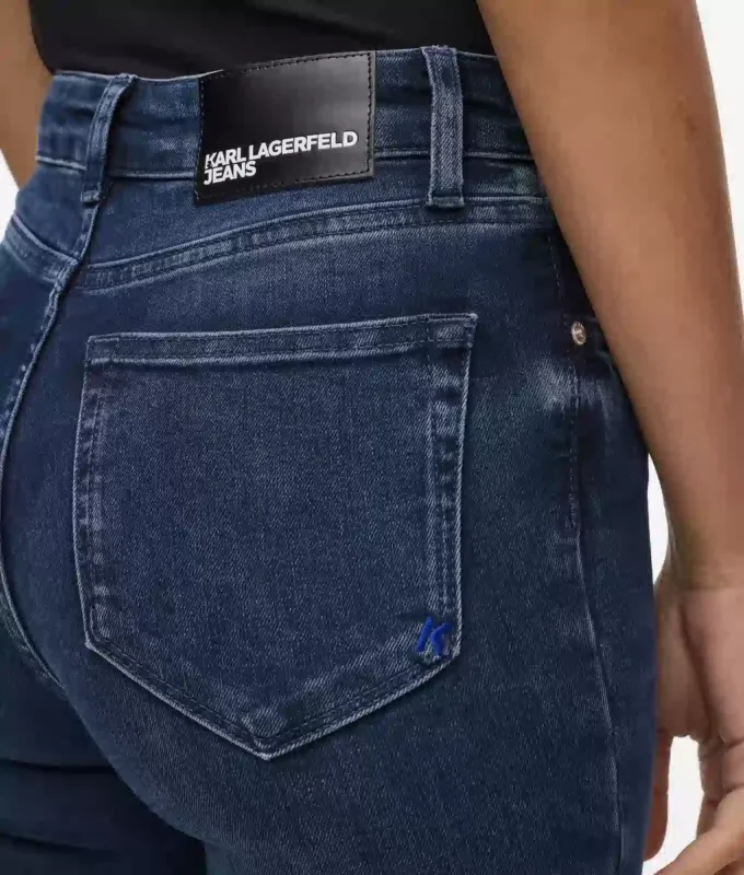 Skinny jeans med høj talje