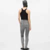 Skinny jeans med høj talje