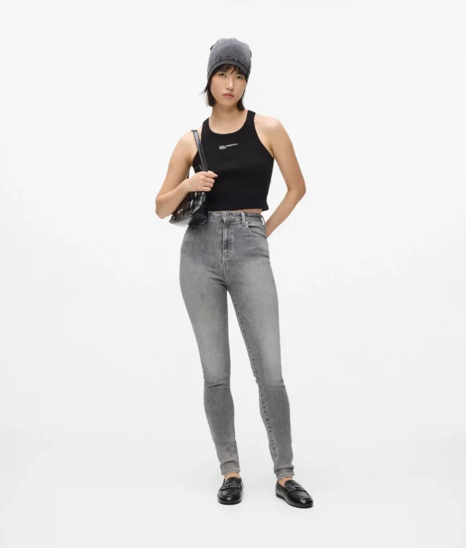 Skinny jeans med høj talje