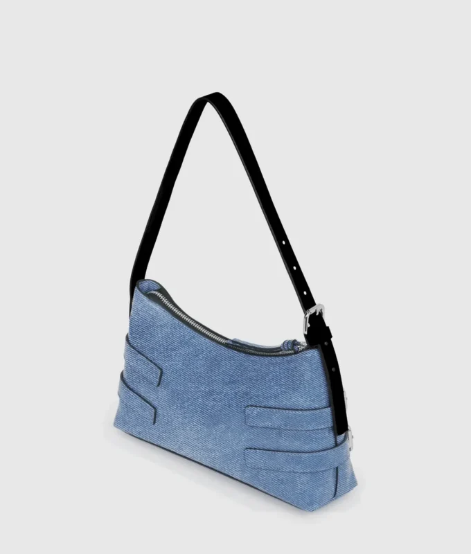Skuldertaske i denim med spænde
