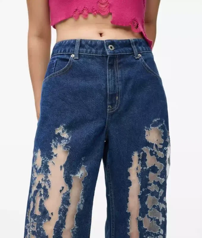 Slidte jeans med mellemhøj talje og afslappet pasform