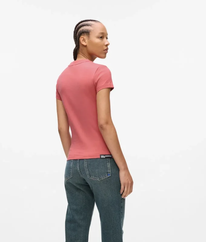 SLIM-FIT T-SHIRT