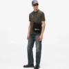 Smal crossbody-taske med logo