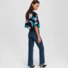 SPLIT-HEM HIGH-RISE STRAIGHT JEANS