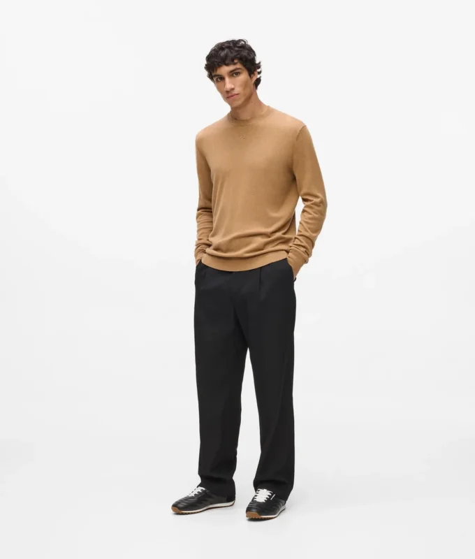 Strikket sweater med rund hals