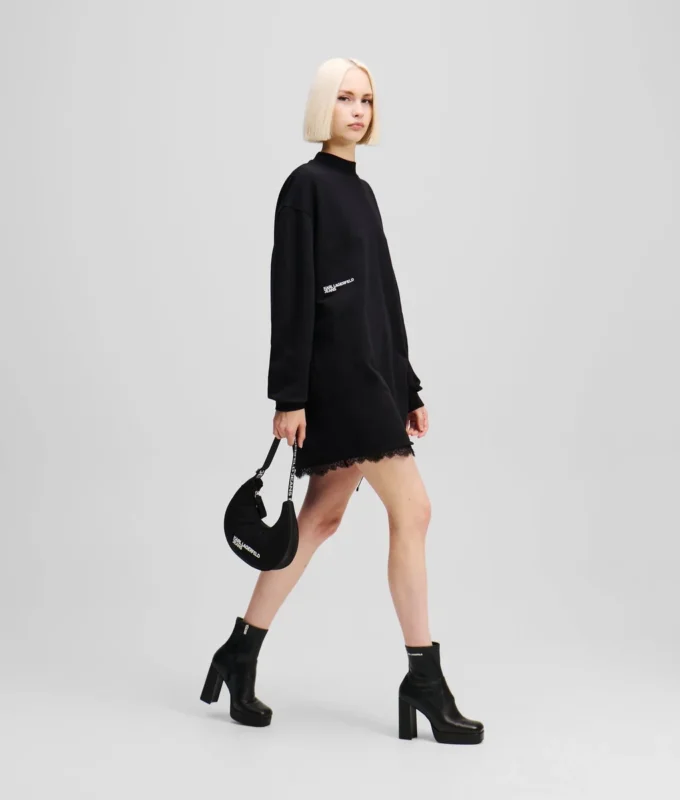 SWEATDRESS MED BLONDDETALJER