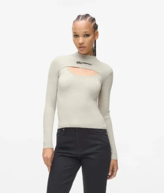 Sweater med udskæring