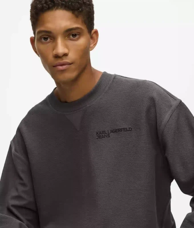 Sweatshirt med indersiden udad