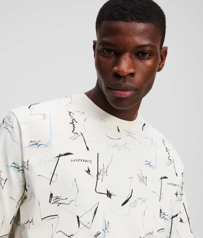 T-SHIRT MED ALL-OVER-PRINT