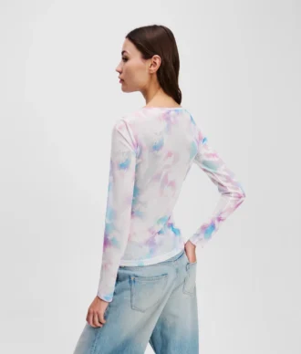T-SHIRT MED BLOMSTERMØNSTER
