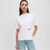 T-SHIRT MED BLOMSTERPRINT