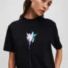 T-SHIRT MED BLOMSTERPRINT