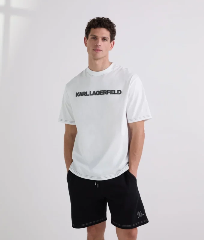 T-SHIRT MED KONTRASTSTING