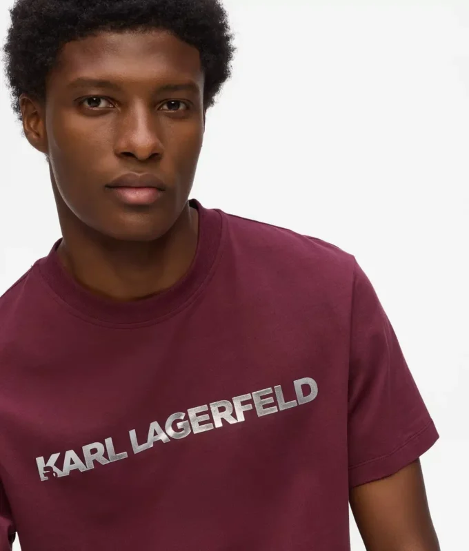 T-shirt med metallisk logo