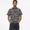 T-shirt med monogram overalt