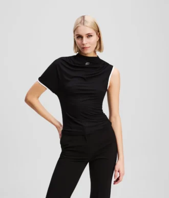 T-SHIRT MED ÉN ÆRM