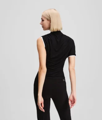 T-SHIRT MED ÉN ÆRM