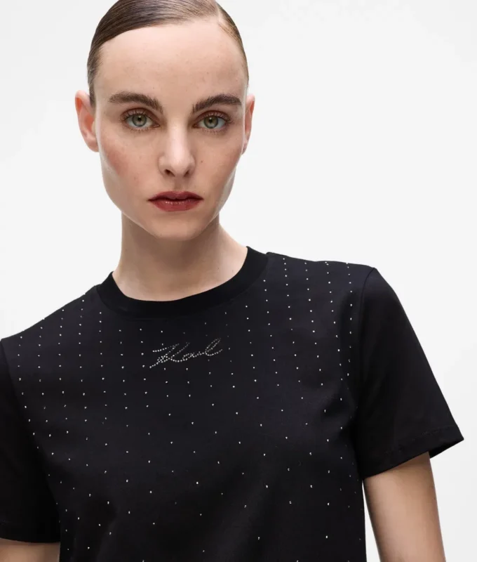 T-shirt med rhinestones