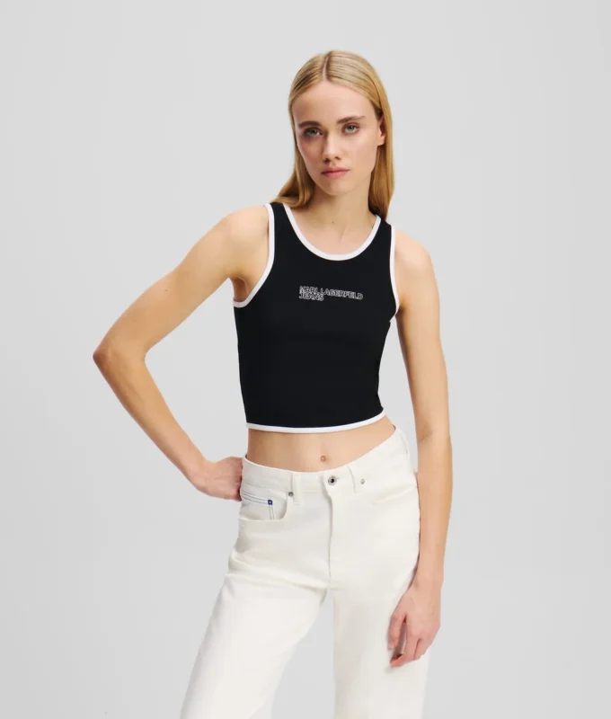 TANK TOP MED PIPING-DETALJER