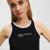 TANK TOP MED PIPING-DETALJER