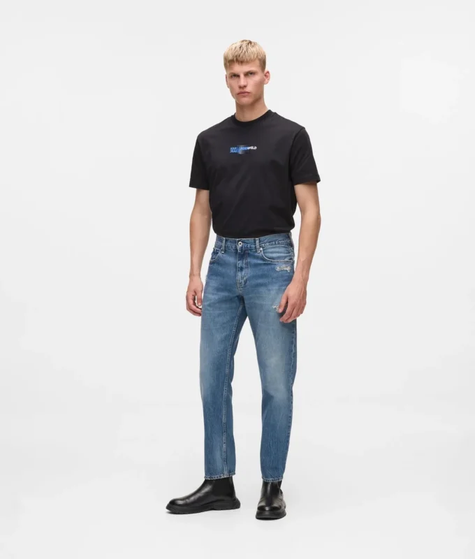 Tapered jeans