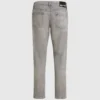 Tapered jeans