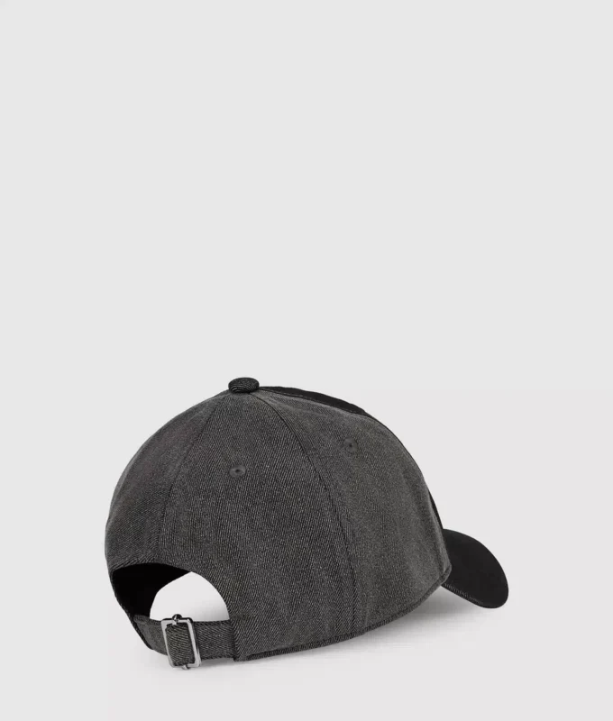 Tofarvet mørk denimkasket