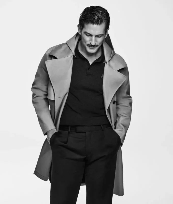 TRENCHCOAT MED HÆTTE